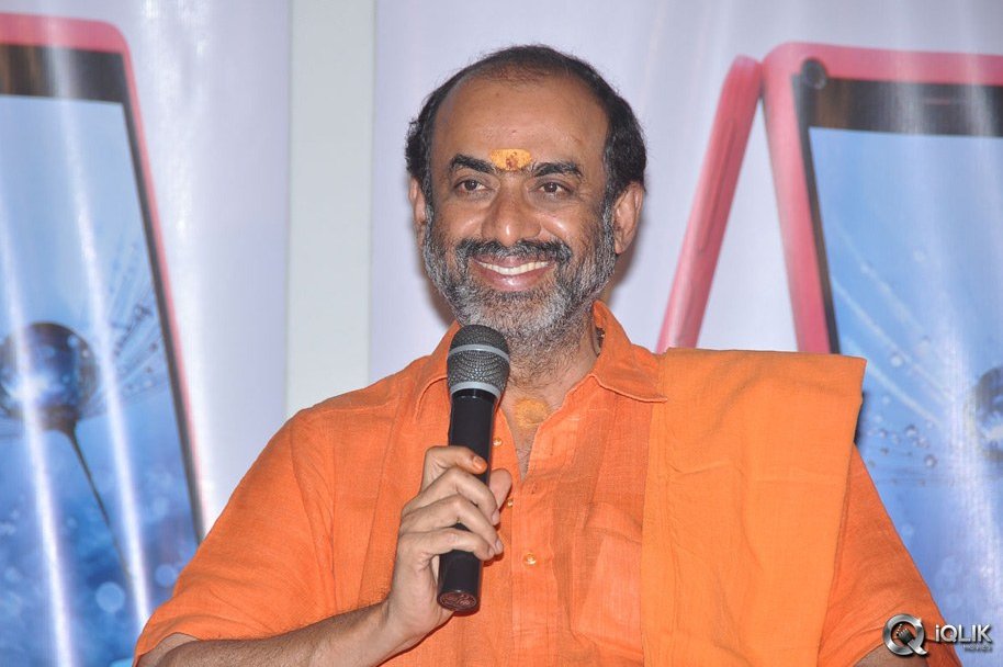 Avunu-Part-2-Movie-Trailer-Launch